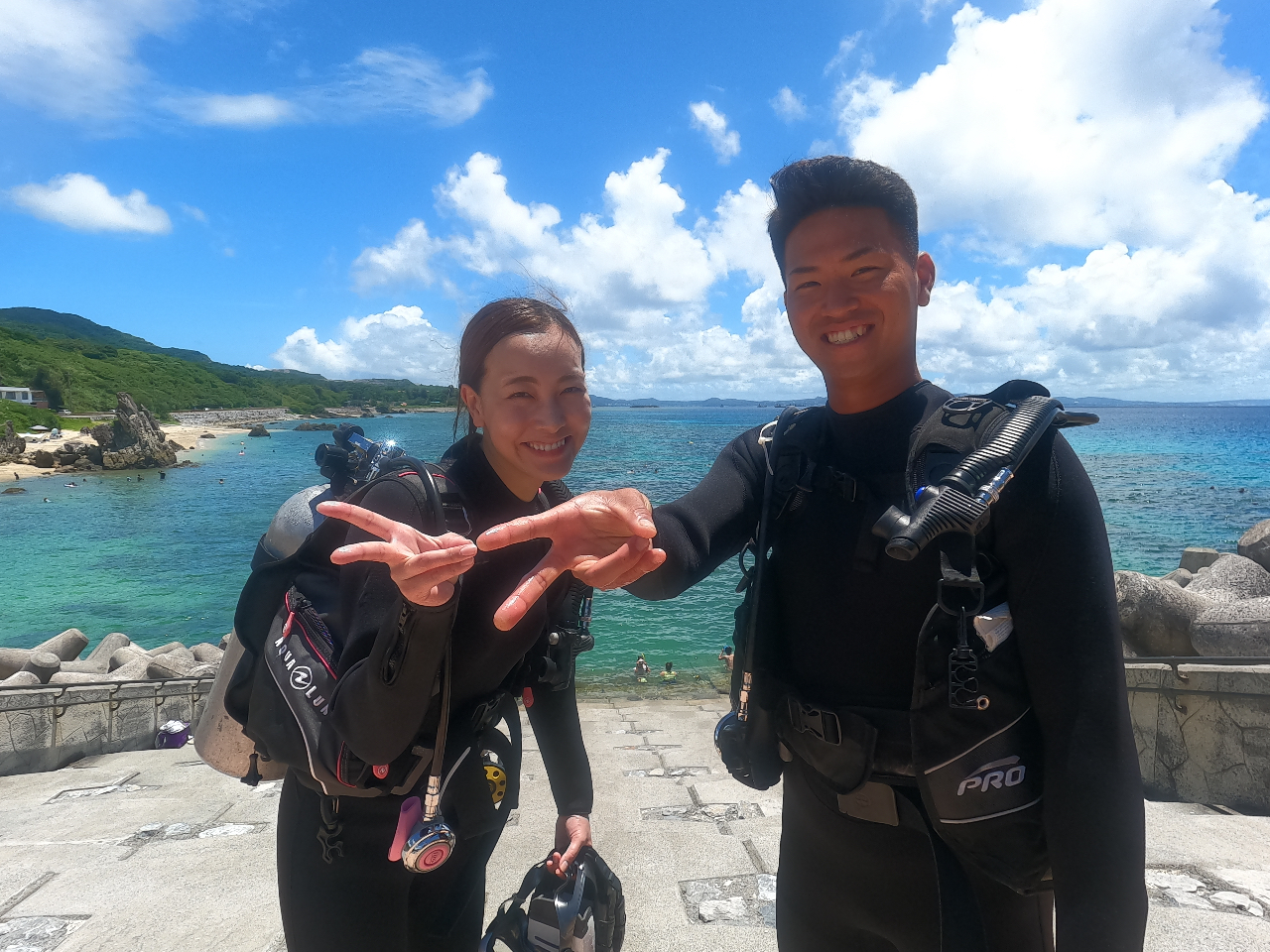 �_�C�r���O����O�ɃG���g���[�ꏊ�Ńn�C�`�[�Y�I�������ǂ������̎ʐ^���B��܂���I