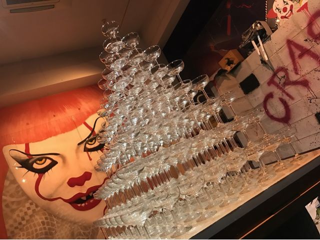 オプションメニューのシャンパンタワー!誕生日などの記念日にいかがでしょうか。