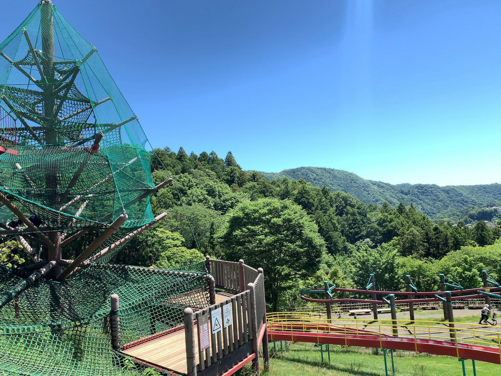 ͎Ԃ10BqǂԗV񂠂܂B