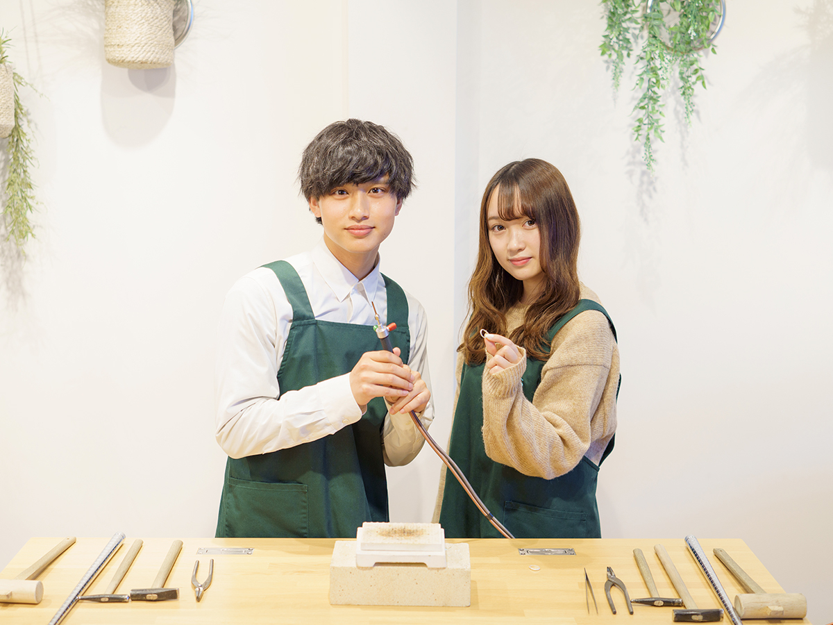 �C�G���[�S�[���h�����D���ȃJ�b�v���l�ɂ������߂�K10�y�A�����O�R�[�X�B������Ɨǂ��f�ނŐl�ƍ������y�A�����O���B