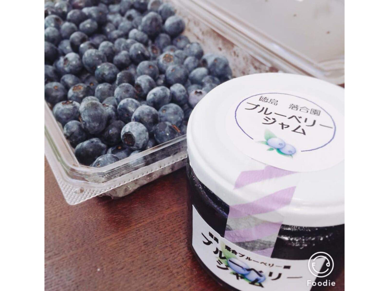 ファームメイドのジャムをお土産にどうですか?生果実の直売もご利用ください。ジャムは徳島県板野町のふるさと納税の返礼品にも選ばれています。