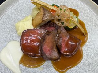 牛ランプのソテー マデラソース