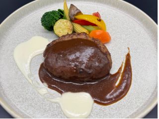 ハンバーグステーキ 〜ポルチーニソース〜
