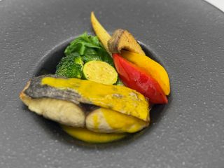 鰆のポワレ 〜サフランクリームソース〜