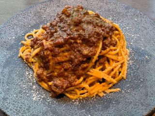 牛肉たっぷりボロネーゼパスタ