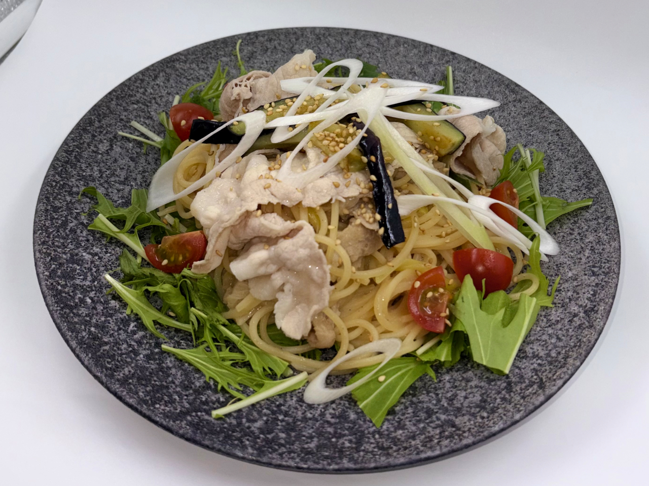 �ؓ��Ɖ֎q�̌Ӗ��\�[�X�p�X�^