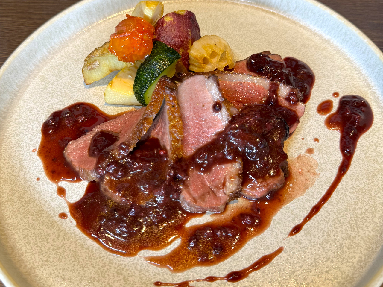 �n���K���[�Y�������̃|���� �`��B���X�ƃx���[�̃\�[�X�`