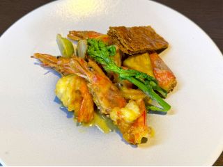 赤海老のフレンチマヨネーズ和え 〜パイを添えて〜