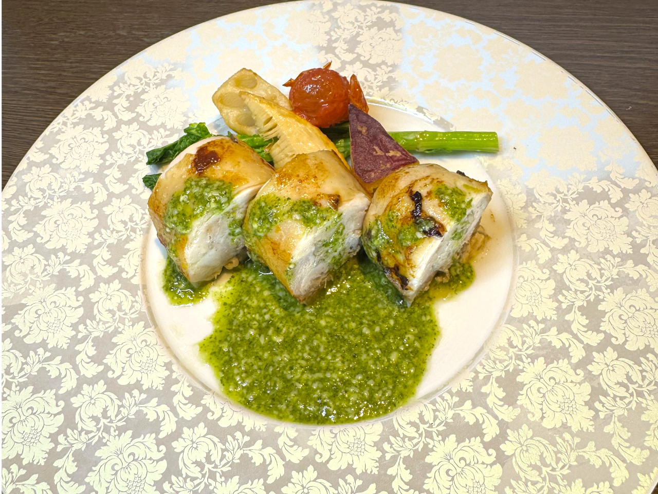 �{�������Ƒ��ƃ`�[�Y�̃C���{���e�B�[�j