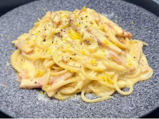 自家製パンチェッタのカルボナーラ 〜レモンの香り〜