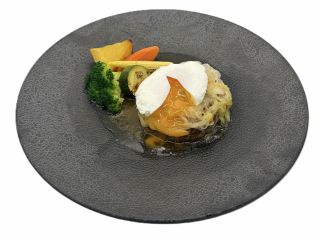 ねぎ塩だれハンバーグ 〜ポーチドエッグ添え〜