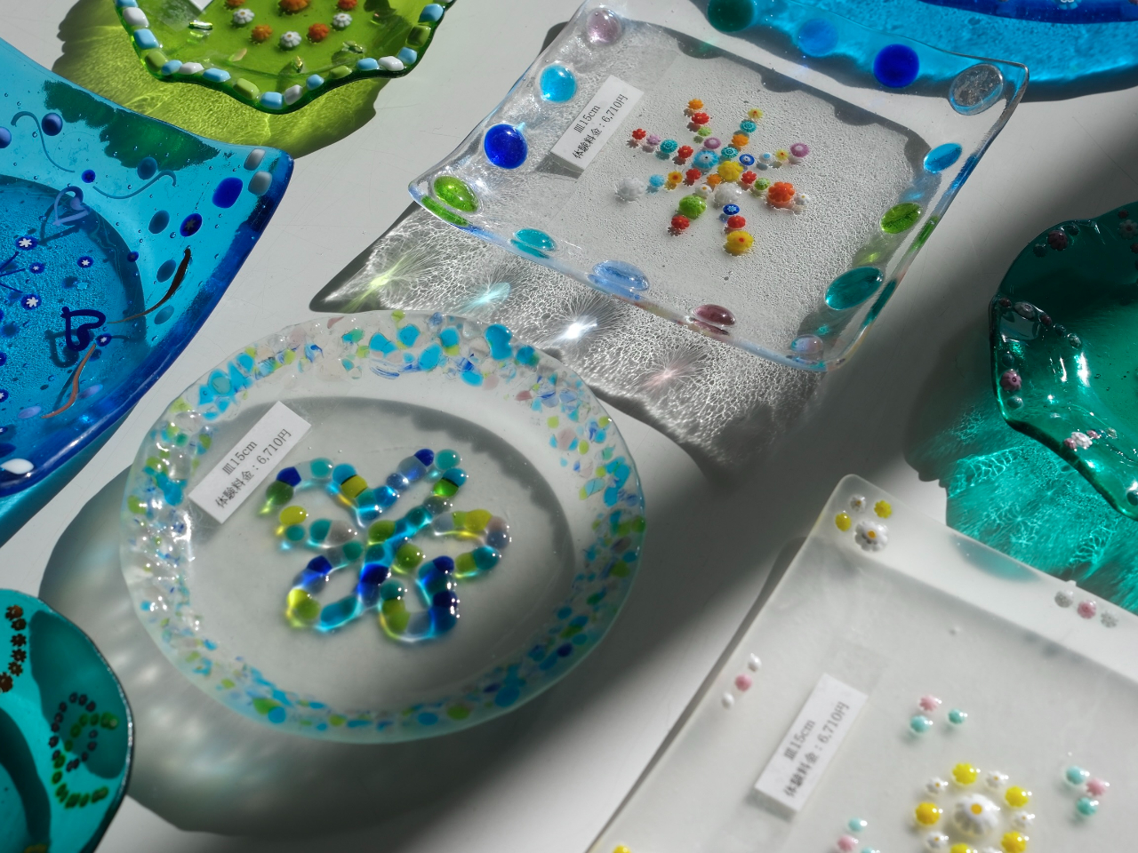 �D���ȑ傫���A�`�A�F�����I�щ�������