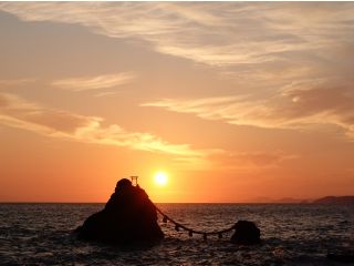 新型コロナウイルス対策実施中 幸せむすび旅 ドリンク付 伊勢夫婦岩 二見興玉神社をめぐるプライベートガイドツアー 伊勢むすび工房 じゃらん遊び体験
