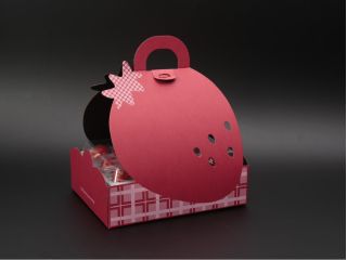 可愛いパッケージのご贈答用のいちごも用意しております♪