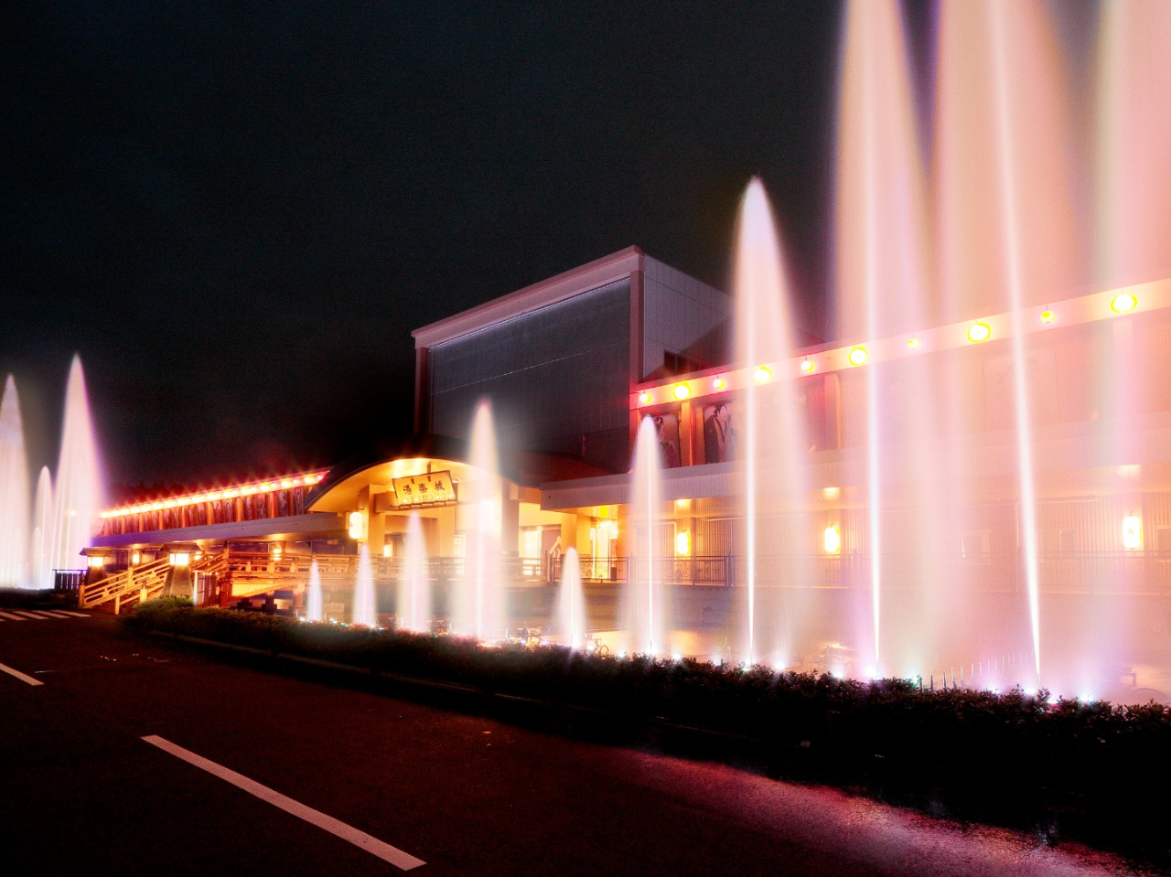 【噴水ショー】毎日開催、見ごたえ満点の噴水ショー