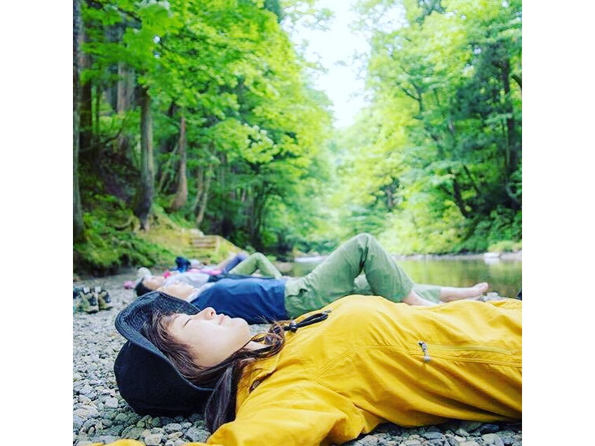 【ふくのね午後】渓流 リフレッシュアーシングツアーと山菜野草摘み・山菜野草料理づ...