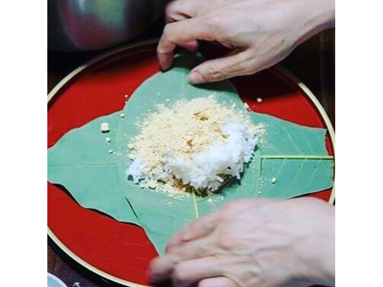 p̗tŁAȕŁA̂т悹Ē܂BtςłŁAyŐHׂ܂BT{U{̖ptтłB