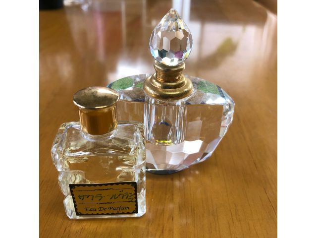 いろいろな瓶もあります。