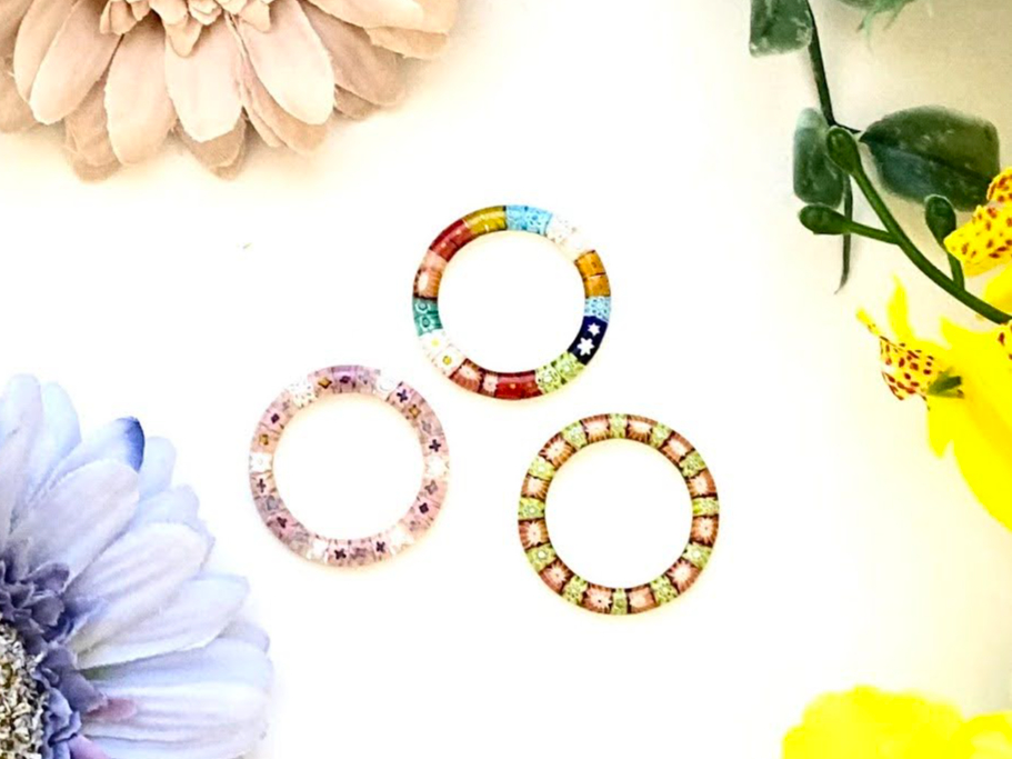 小さなミルフィオリを使うとスマートな仕上がりに(^^♪