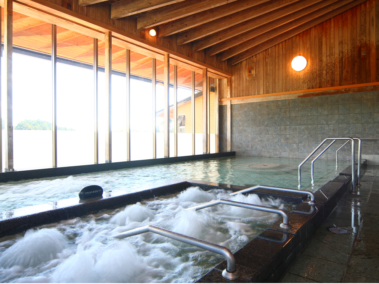 もえぎの湯 大浴槽