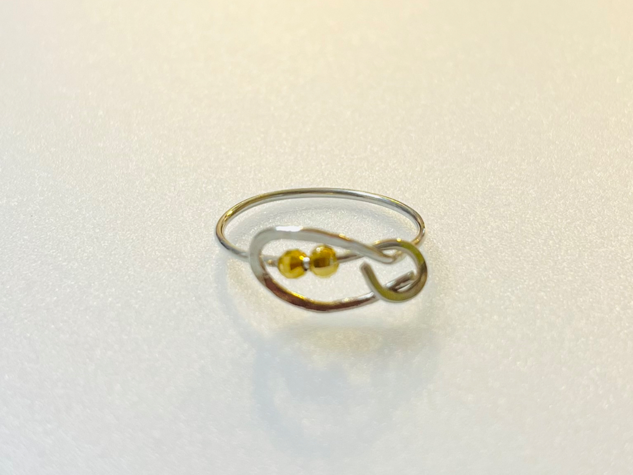 じゃらん限定【浦安市・手作り指輪体験|ビーズ付きインフィニティリング】プチ彫金に...