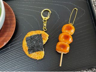 醤油んべい、みたらし団子を作ります