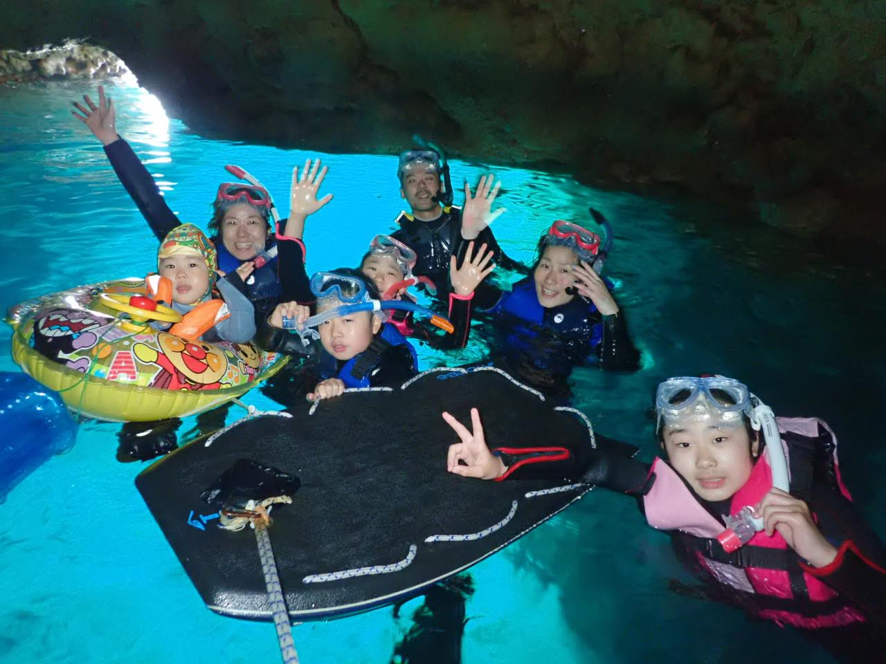 帰りの飛行機で『沖縄旅行で何が1番楽しかった?』『シュノーケル!』と言ってもらえる事を目指しています(^^)!家族で友達でカップルで沖縄の思い出作りに★