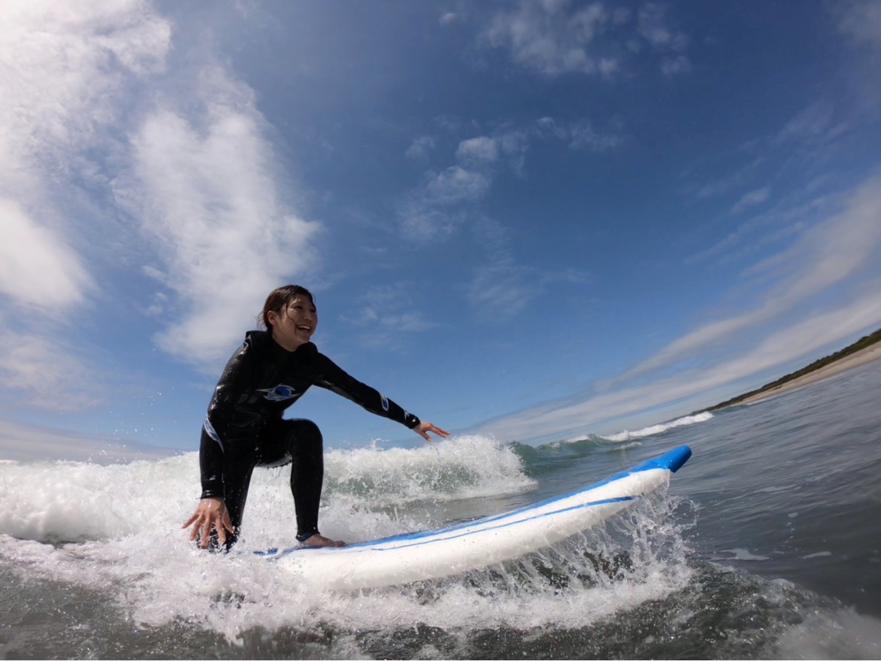 �ō��̃��P�[�V�����Ŕg���f�r���[�I