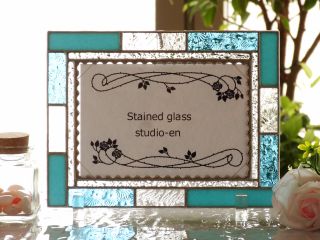 ターコイズブルーと地模様のクリアーのフォトフレームの完成です