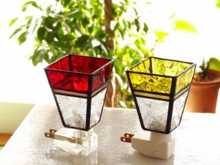 お色は、ブルー、グリー等ご用意しております。在庫の都合でガラスが変更になる場合がございます。