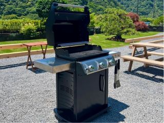 《BBQ設備》ガスグリル・炭コンロ・テーブルベンチ・ひのきのロングベンチ・ガーデンチェア・手洗い場