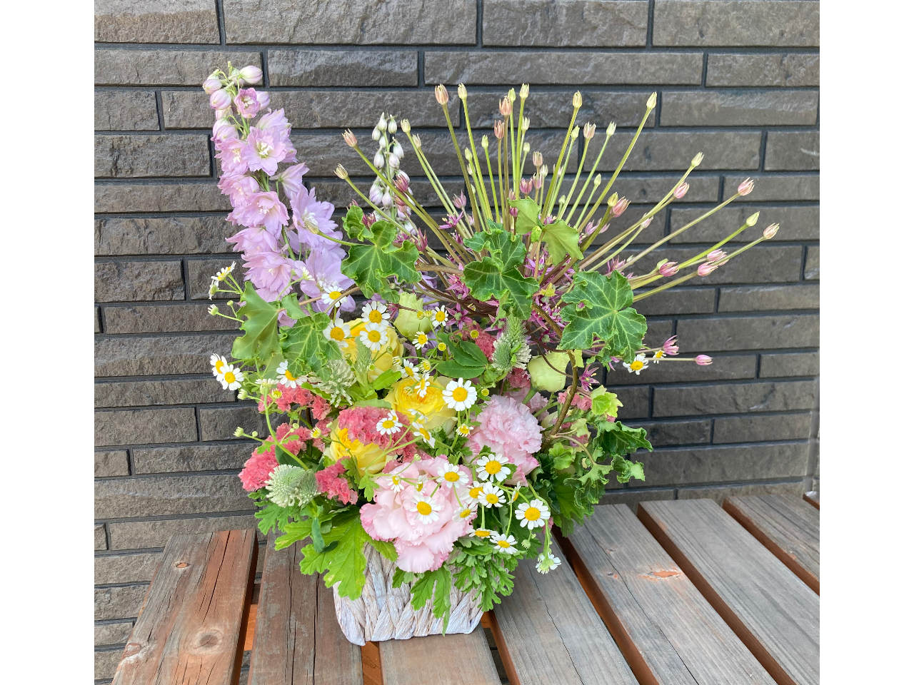 �ʐ^�E�と�ԉ΂̂悤�Ȍ����ڂ̂��ԁu�V���x���e�B�[�v���g�����t�̃A�����W�B