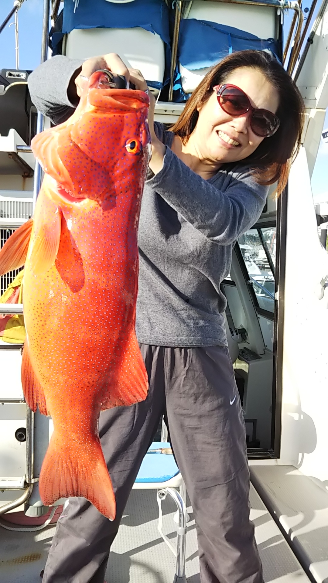 łȈɔߖオ܂AFLb`Ă܂B