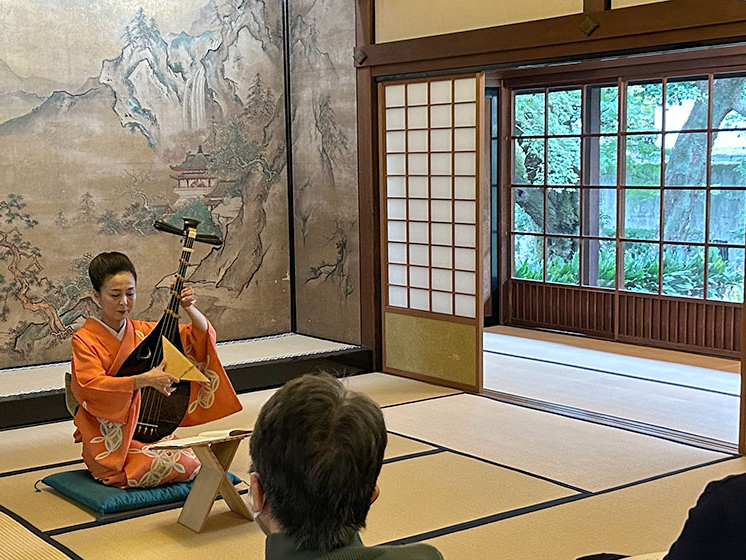 Fitҁu쓈MqvɂitBSɋỉFɐĂB