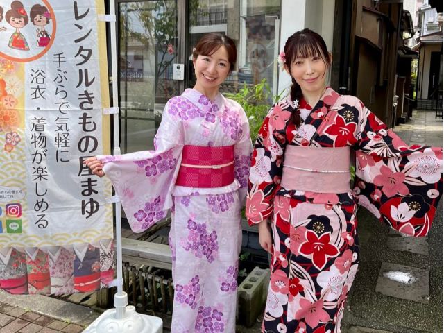 レンタル用 浴衣(5月下旬〜9月上旬)は100着以上の中から選べます。