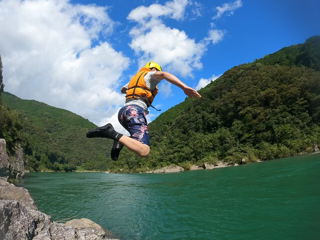 �p�b�N���t�g�c�A�[�ł���R���ɔ�э���ł����܂��I������������V��ł����܂���I