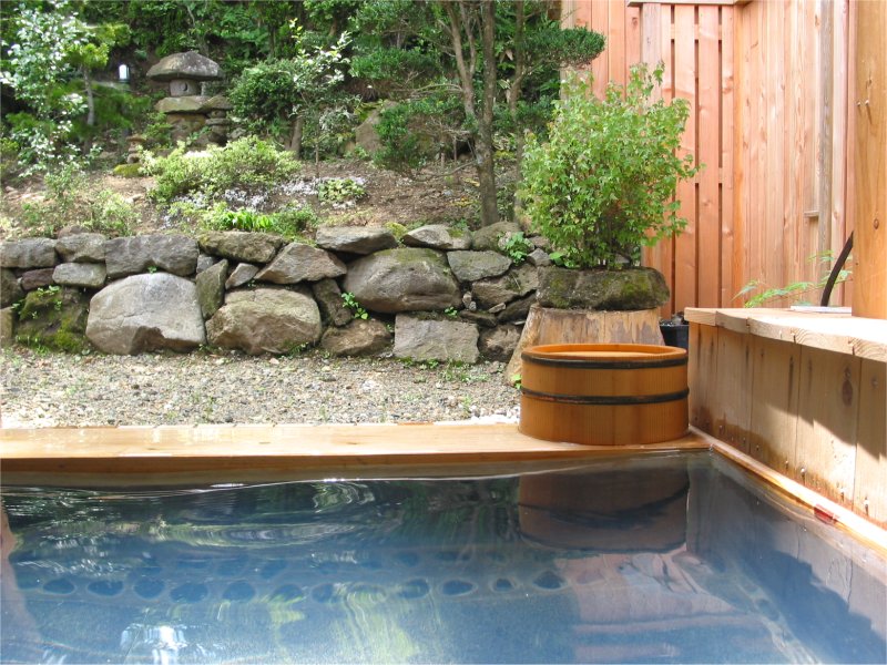 美肌の湯 露天風呂