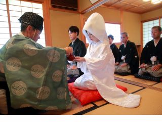 都城市 カップル 古き良き日本の結婚式 家婚 Iekon 日本和婚家婚協会 株式会社 丸中 じゃらん遊び体験 都城市 カップル 古き良き日本の結婚式 家婚 Iekon 日本和婚家婚協会 株式会社 丸中 じゃらん遊び体験