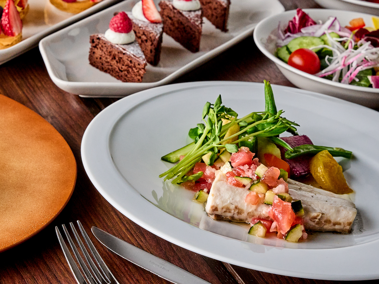 cuore〜心〜 記念日に 肉・魚料理が選べるメイン料理 ハーフブッフェ付き