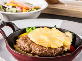 ラクレットチーズハンバーグ