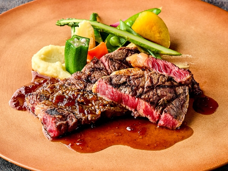 �������܂��͋��������A�V�F�t�̋Z���ґ�Ɏd�グ�Ă��͂�