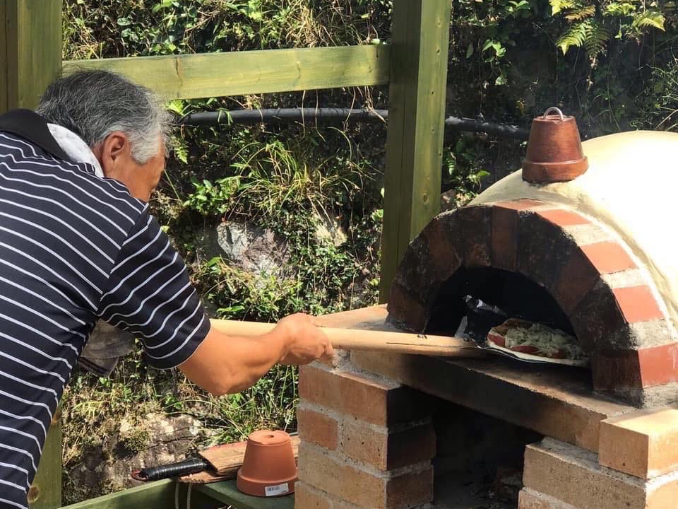 ピザ焼きの様子