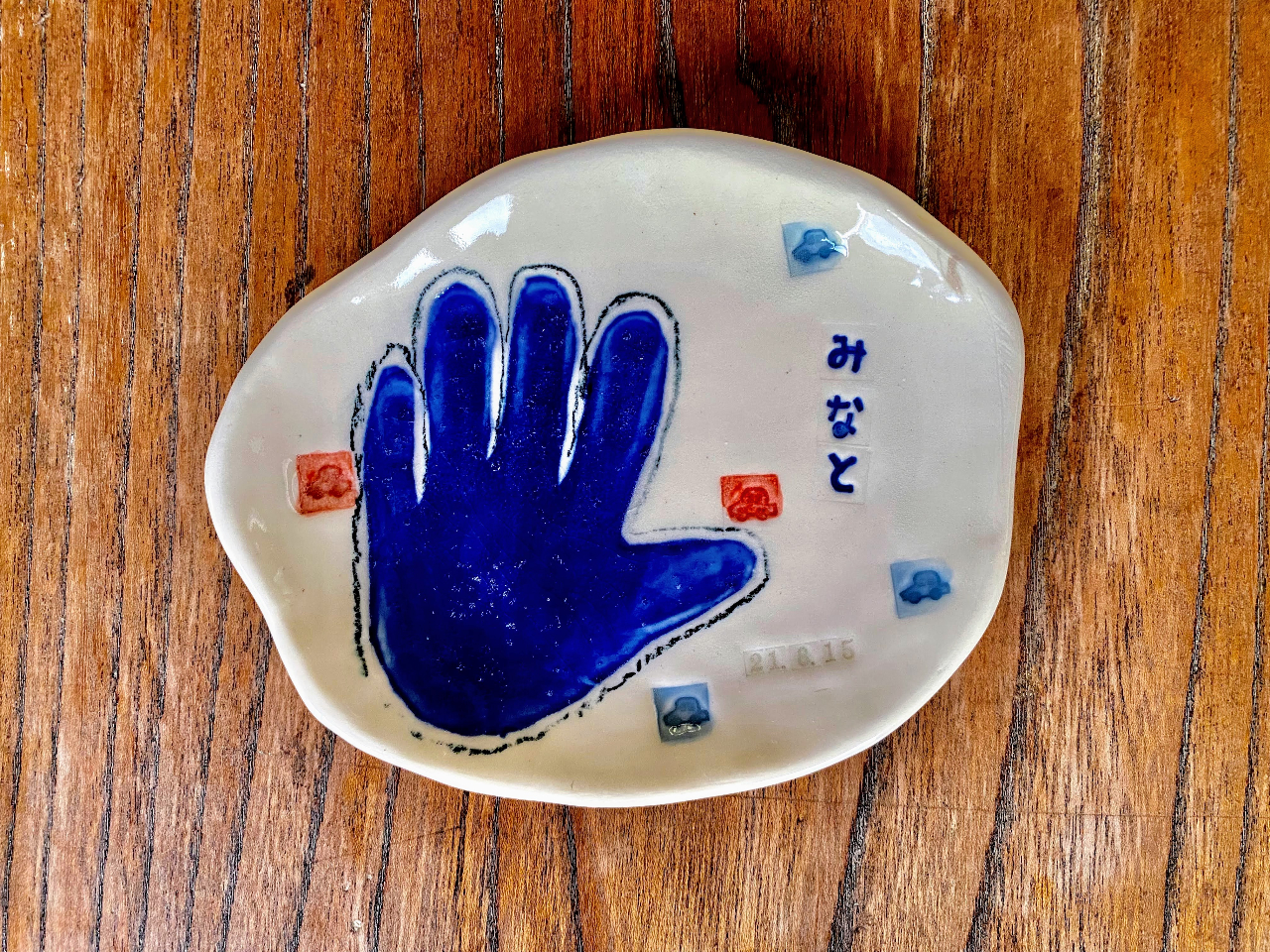 手形プレート皿やプレート盤なども作れます。