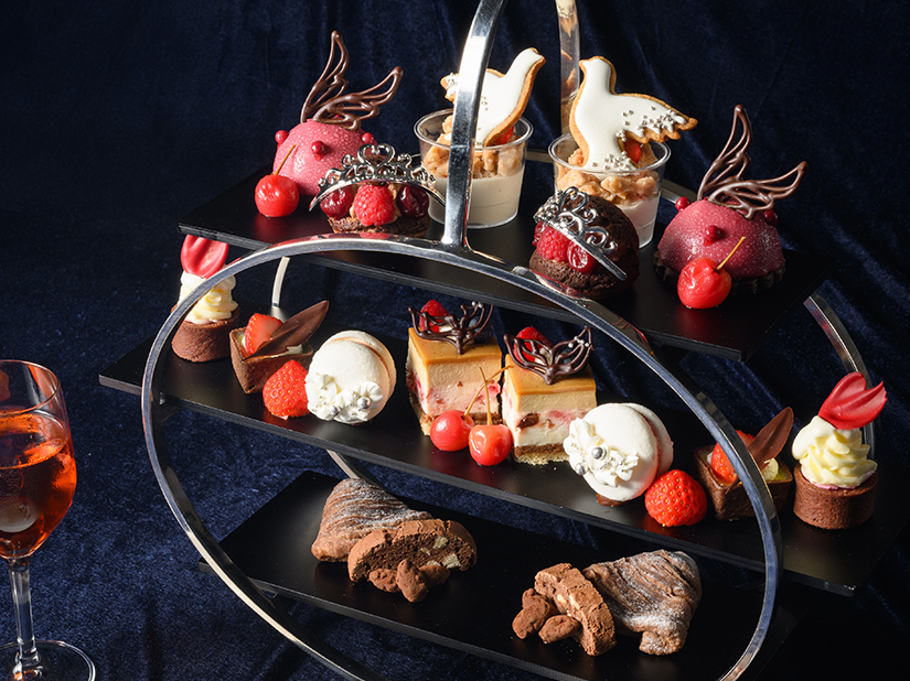 ◎10-11月◎【夜景一望☆窓側席確約】Cherry Afternoon Tea...