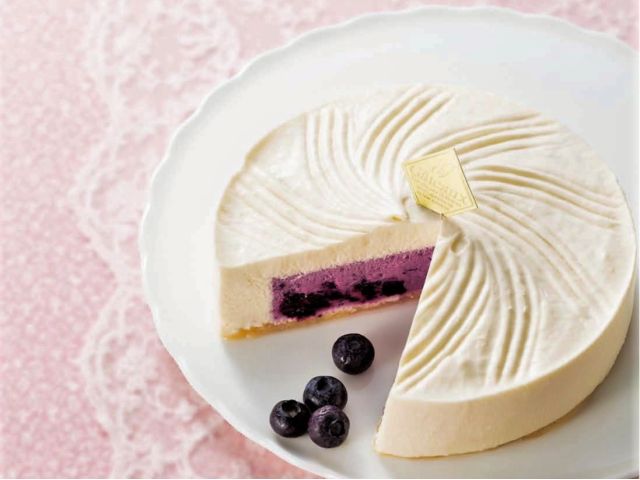 自家農園産有機ブルーベリーを使用したブルーベリーチーズケーキもお召し上がり頂けます。(別途料金)