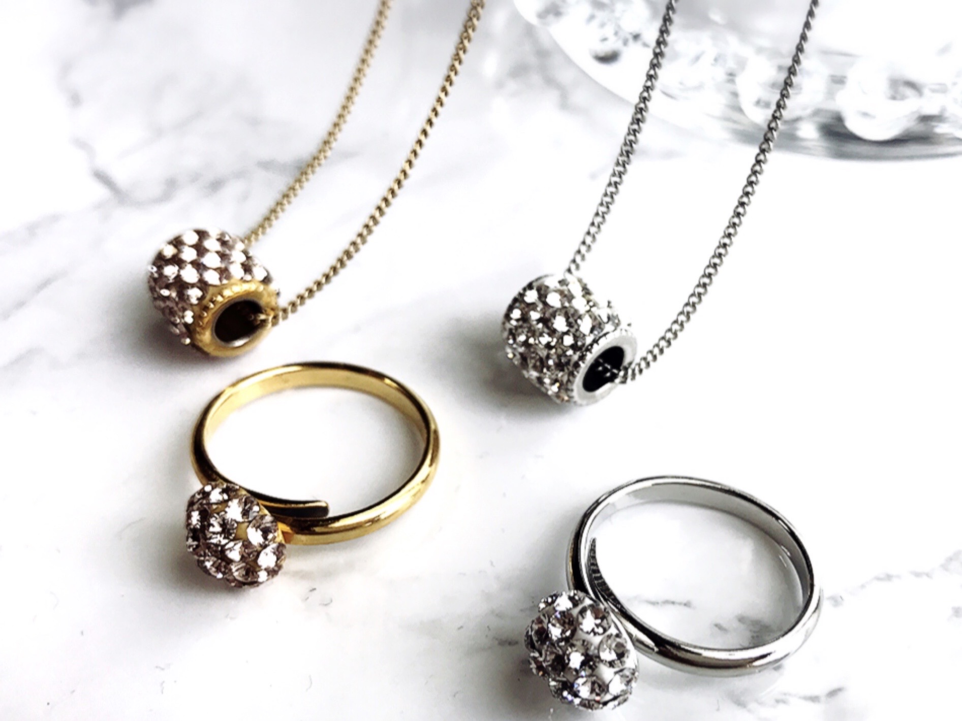 \スワロフスキーを使ったアクセサリー/ペンダントトップを作りましょう♪【お子様連...