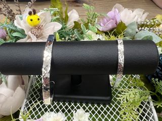 ご自身で銀板から作るシルバーバングル