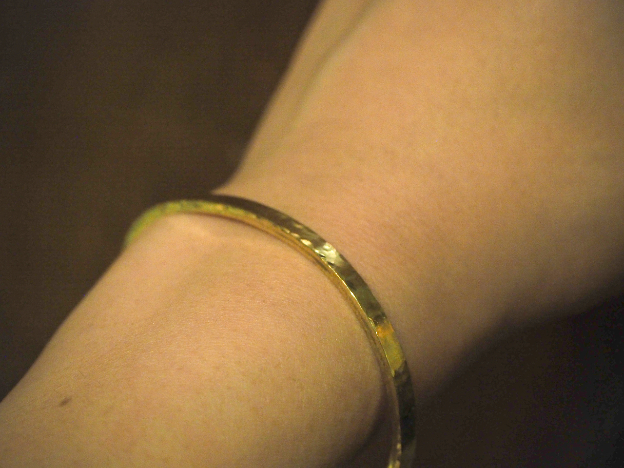 手作りのバングルを着けて沢山の思い出をつくってください!