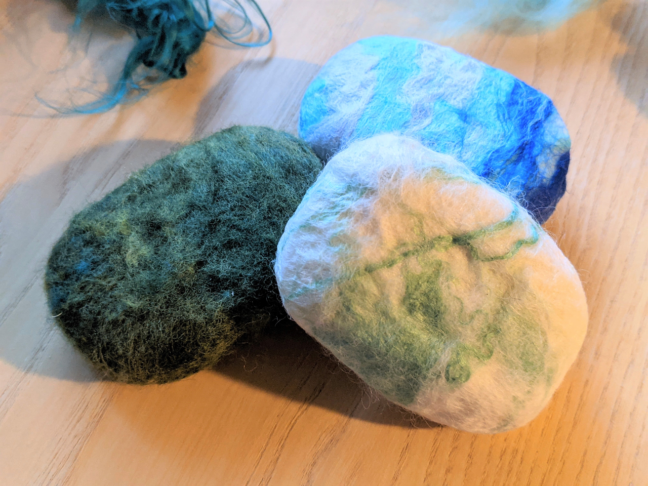 温泉でまったりウエスティ　犬　羊毛フェルト