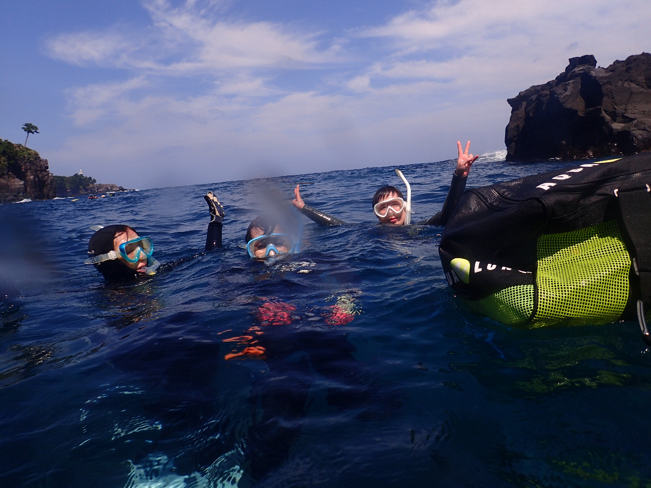 【初心者オススメ☆スノーケリング】◆ライフジャケット着用でお子様でも安心!<ファ...